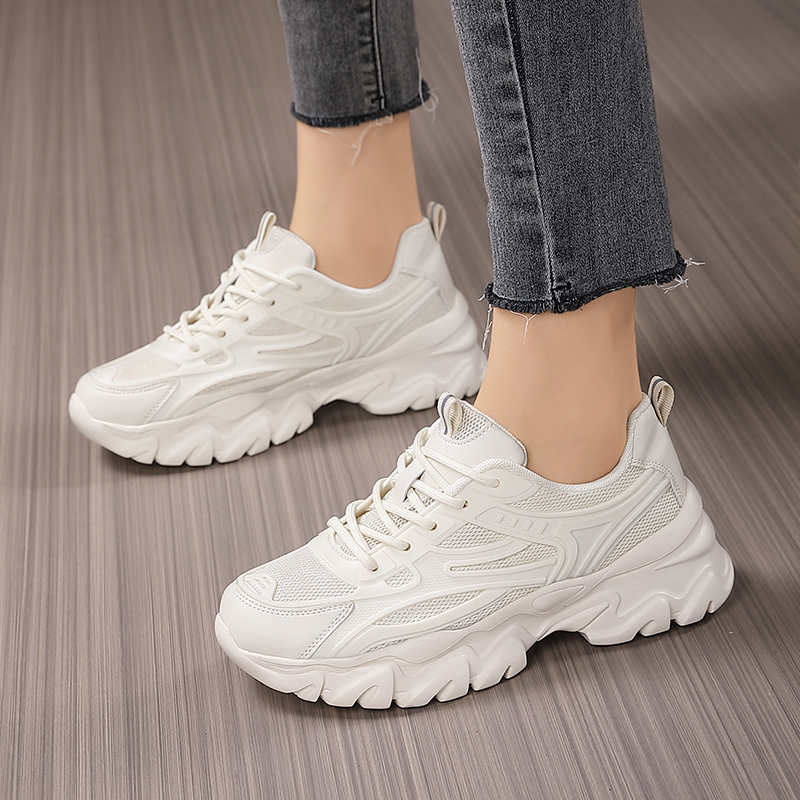 Tênis de Basquete Feminino de  - Luxury Lifestyle For Women avaliação e preço