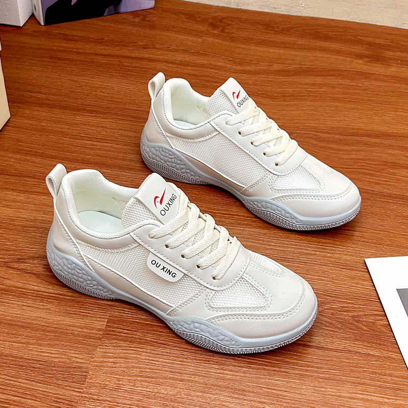 Tênis Feminino Confortável de  - Luxury Lifestyle For Women avaliação e preço
